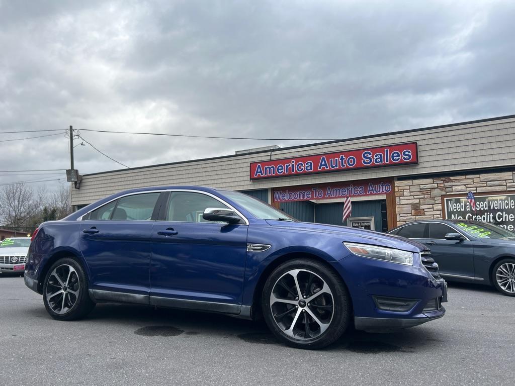 2015 Ford Taurus Limited's photo