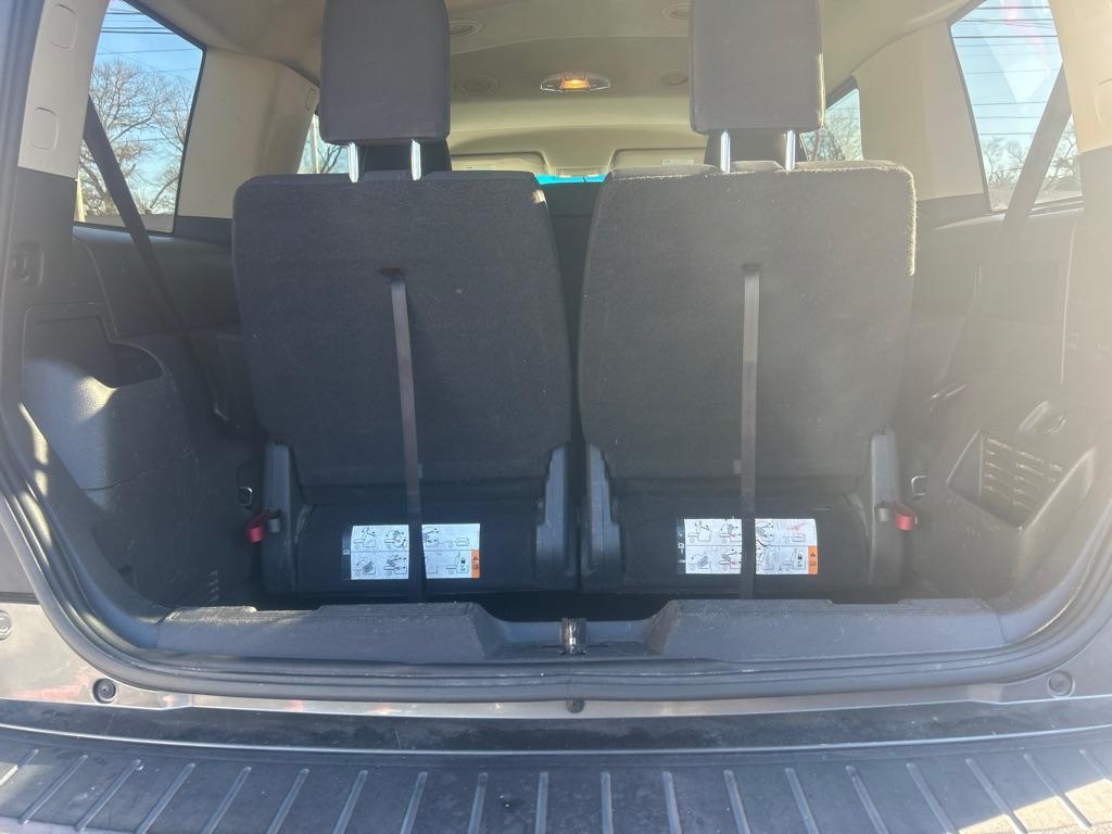 2016 GRAY FORD FLEX SE (2FMGK5B84GB) with an 3.5L engine, Automatic transmission, located at 2514 Williamson Rd NE, Roanoke, VA, 24012, (540) 265-7770, 37.294636, -79.936249 - NO CREDIT CHECK FINANCING WITH ONLY $2000 DOWN PAYMENT!!!! Check out our website www.needausedvehicle.com for our No Credit Check/ In House Financing options!! No Credit Check Available!!! In House Financing Available!!! All Clean Title Vehicles (no Salvaged or flooded vehicles ever on our lot)! - Photo#4