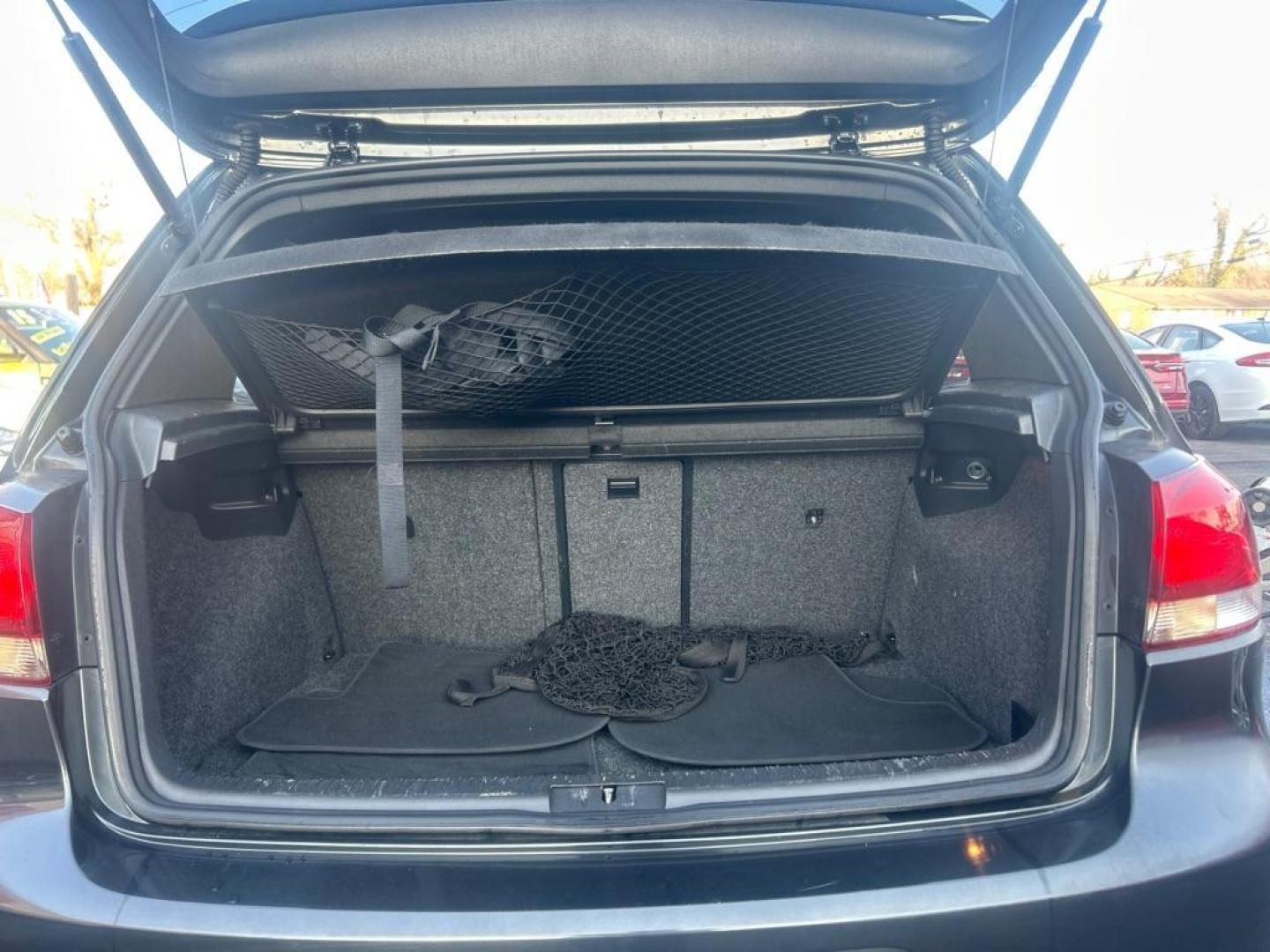 2010 GRAY VOLKSWAGEN GTI (WVWFV7AJ5AW) with an 2.0L engine, Automatic transmission, located at 2514 Williamson Rd NE, Roanoke, VA, 24012, (540) 265-7770, 37.294636, -79.936249 - NO CREDIT CHECK FINANCING WITH ONLY $2500 DOWN PAYMENT!!!! Check out our website www.needausedvehicle.com for our No Credit Check/ In House Financing options!! No Credit Check Available!!! In House Financing Available!!! All Clean Title Vehicles (no Salvaged or flooded vehicles ever on our lot)! - Photo#4