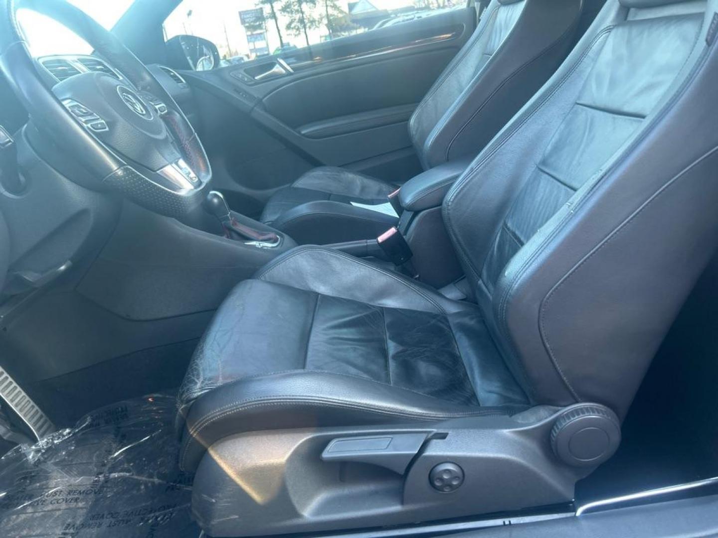 2010 GRAY VOLKSWAGEN GTI (WVWFV7AJ5AW) with an 2.0L engine, Automatic transmission, located at 2514 Williamson Rd NE, Roanoke, VA, 24012, (540) 265-7770, 37.294636, -79.936249 - NO CREDIT CHECK FINANCING WITH ONLY $2500 DOWN PAYMENT!!!! Check out our website www.needausedvehicle.com for our No Credit Check/ In House Financing options!! No Credit Check Available!!! In House Financing Available!!! All Clean Title Vehicles (no Salvaged or flooded vehicles ever on our lot)! - Photo#7