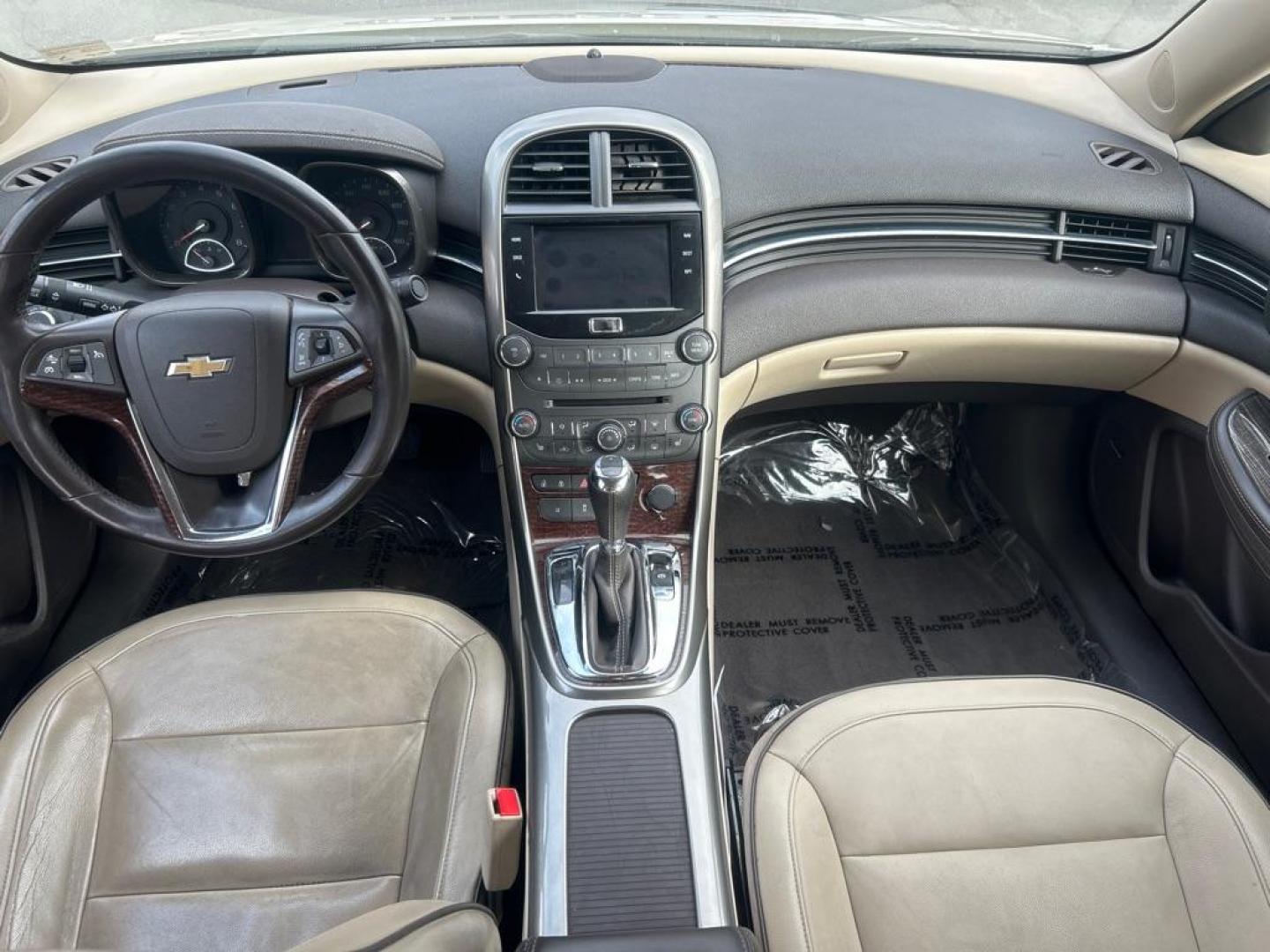 2013 GOLD CHEVROLET MALIBU 2LT (1G11E5SAXDF) with an 2.5L engine, Automatic transmission, located at 2514 Williamson Rd NE, Roanoke, VA, 24012, (540) 265-7770, 37.294636, -79.936249 - NO CREDIT CHECK FINANCING WITH ONLY $2000 DOWN PAYMENT!!!! Check out our website www.needausedvehicle.com for our No Credit Check/ In House Financing options!! No Credit Check Available!!! In House Financing Available!!! All Clean Title Vehicles (no Salvaged or flooded vehicles ever on our lot)! - Photo#3