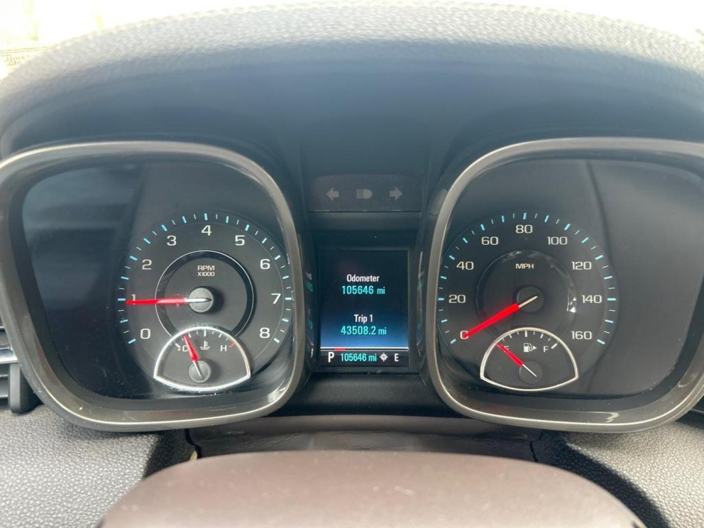 2013 GOLD CHEVROLET MALIBU 2LT (1G11E5SAXDF) with an 2.5L engine, Automatic transmission, located at 2514 Williamson Rd NE, Roanoke, VA, 24012, (540) 265-7770, 37.294636, -79.936249 - NO CREDIT CHECK FINANCING WITH ONLY $2000 DOWN PAYMENT!!!! Check out our website www.needausedvehicle.com for our No Credit Check/ In House Financing options!! No Credit Check Available!!! In House Financing Available!!! All Clean Title Vehicles (no Salvaged or flooded vehicles ever on our lot)! - Photo#6