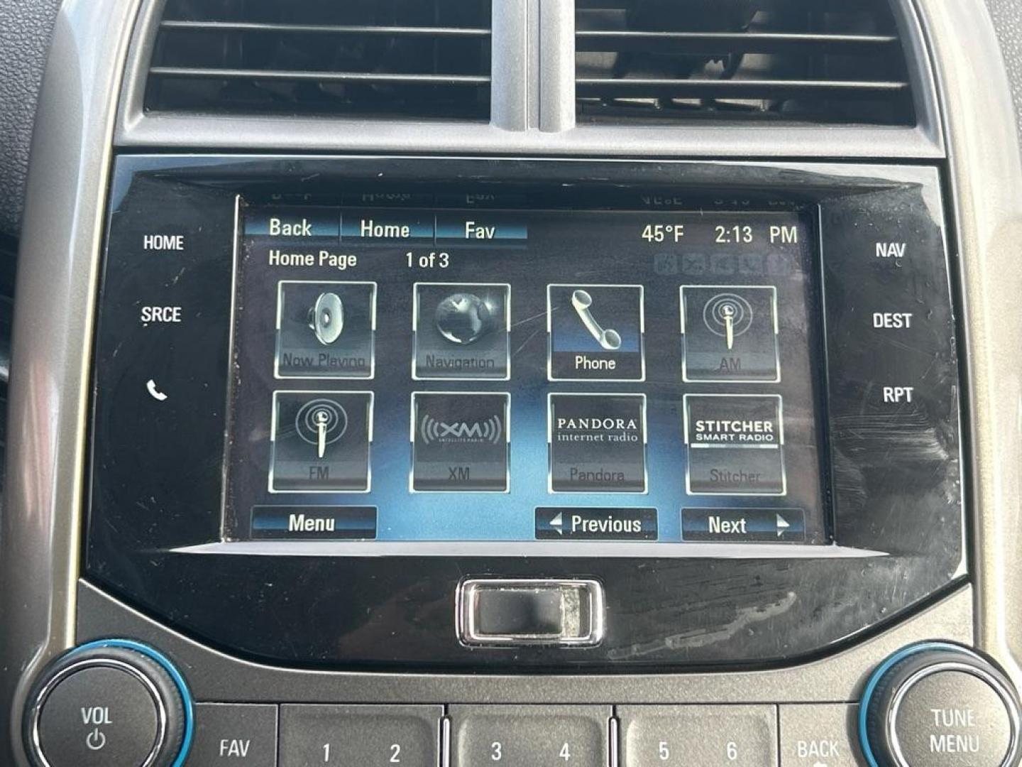 2013 GOLD CHEVROLET MALIBU 2LT (1G11E5SAXDF) with an 2.5L engine, Automatic transmission, located at 2514 Williamson Rd NE, Roanoke, VA, 24012, (540) 265-7770, 37.294636, -79.936249 - NO CREDIT CHECK FINANCING WITH ONLY $2000 DOWN PAYMENT!!!! Check out our website www.needausedvehicle.com for our No Credit Check/ In House Financing options!! No Credit Check Available!!! In House Financing Available!!! All Clean Title Vehicles (no Salvaged or flooded vehicles ever on our lot)! - Photo#9