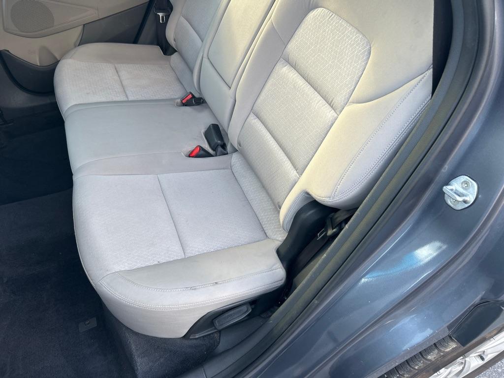 2016 GRAY HYUNDAI TUCSON LIMITED (KM8J3CA45GU) with an 2.0L engine, Automatic transmission, located at 2514 Williamson Rd NE, Roanoke, VA, 24012, (540) 265-7770, 37.294636, -79.936249 - NO CREDIT CHECK FINANCING WITH ONLY $2700 DOWN PAYMENT!!!! Check out our website www.needausedvehicle.com for our No Credit Check/ In House Financing options!! No Credit Check Available!!! In House Financing Available!!! All Clean Title Vehicles (no Salvaged or flooded vehicles ever on our lot)! - Photo#4