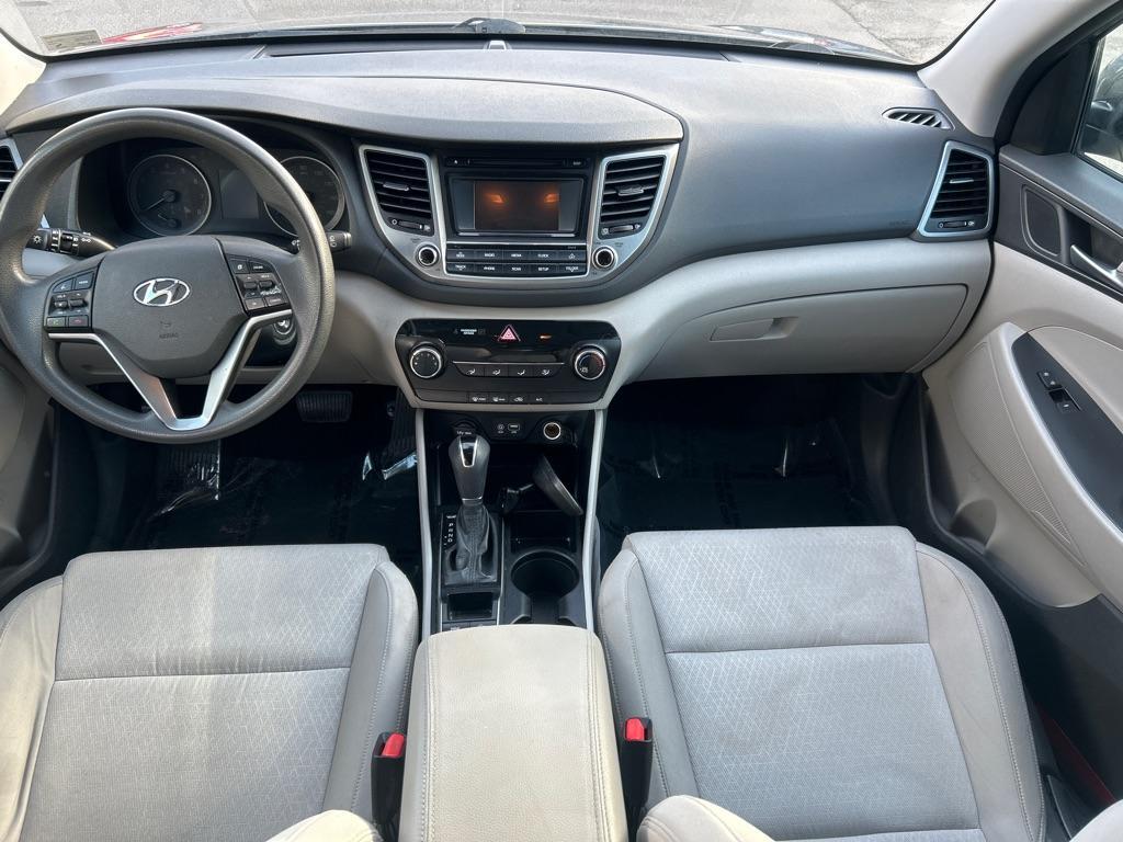 2016 GRAY HYUNDAI TUCSON LIMITED (KM8J3CA45GU) with an 2.0L engine, Automatic transmission, located at 2514 Williamson Rd NE, Roanoke, VA, 24012, (540) 265-7770, 37.294636, -79.936249 - NO CREDIT CHECK FINANCING WITH ONLY $2700 DOWN PAYMENT!!!! Check out our website www.needausedvehicle.com for our No Credit Check/ In House Financing options!! No Credit Check Available!!! In House Financing Available!!! All Clean Title Vehicles (no Salvaged or flooded vehicles ever on our lot)! - Photo#5