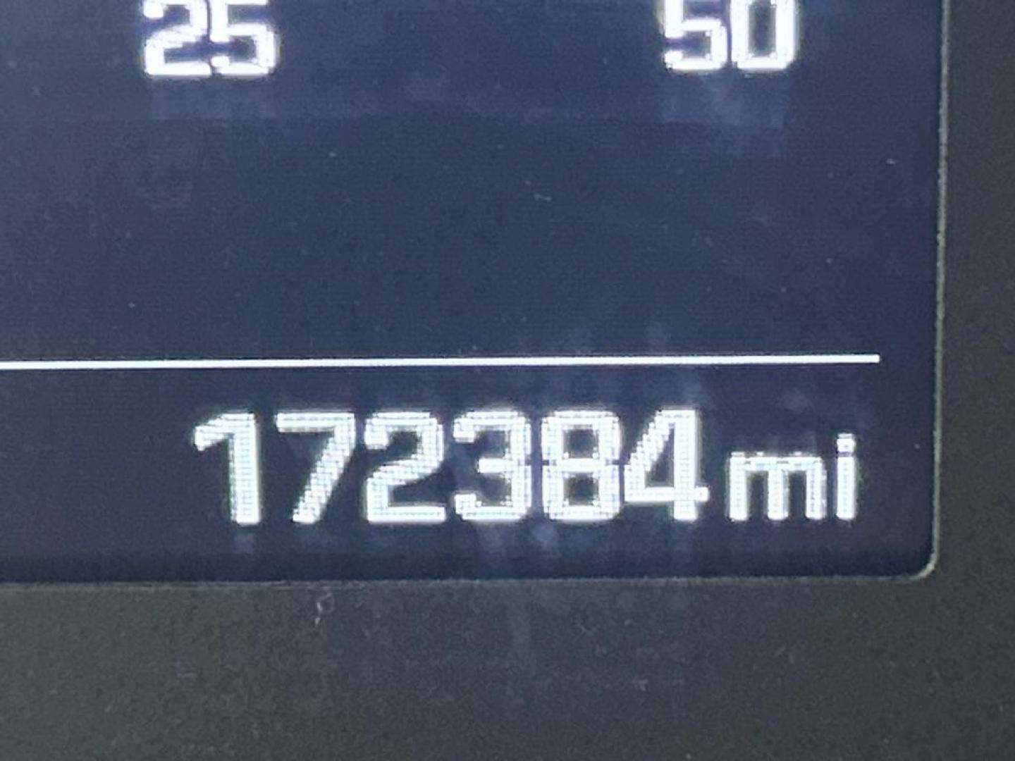 2016 GRAY HYUNDAI TUCSON LIMITED (KM8J3CA45GU) with an 2.0L engine, Automatic transmission, located at 2514 Williamson Rd NE, Roanoke, VA, 24012, (540) 265-7770, 37.294636, -79.936249 - Photo#9