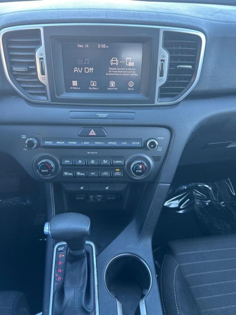 2019 SILVER KIA SPORTAGE LX (KNDPMCAC1K7) with an 2.4L engine, Automatic transmission, located at 2514 Williamson Rd NE, Roanoke, VA, 24012, (540) 265-7770, 37.294636, -79.936249 - NO CREDIT CHECK FINANCING WITH ONLY $3300 DOWN PAYMENT!!!! Check out our website www.needausedvehicle.com for our No Credit Check/ In House Financing options!! No Credit Check Available!!! In House Financing Available!!! All Clean Title Vehicles (no Salvaged or flooded vehicles ever on our lot)! - Photo#7