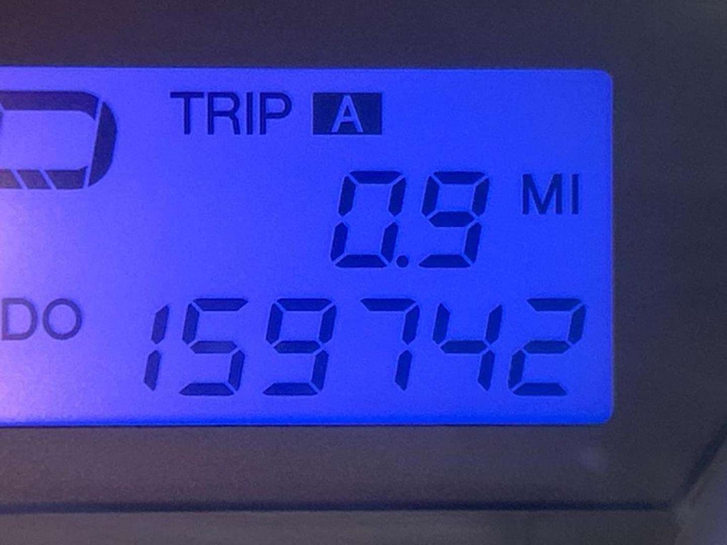 2010 GRAY HYUNDAI ACCENT GLS (KMHCN4AC9AU) with an 1.6L engine, Automatic transmission, located at 2514 Williamson Rd NE, Roanoke, VA, 24012, (540) 265-7770, 37.294636, -79.936249 - Photo#9