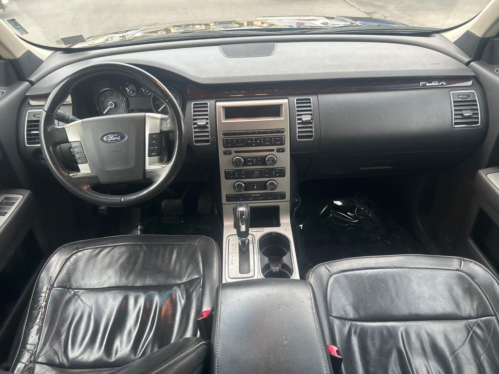 2009 BLACK FORD FLEX SEL (2FMDK52C59B) with an 3.5L engine, Automatic transmission, located at 2514 Williamson Rd NE, Roanoke, VA, 24012, (540) 265-7770, 37.294636, -79.936249 - NO CREDIT CHECK FINANCING WITH ONLY $1400 DOWN PAYMENT!!!! Check out our website www.needausedvehicle.com for our No Credit Check/ In House Financing options!! No Credit Check Available!!! In House Financing Available!!! All Clean Title Vehicles (no Salvaged or flooded vehicles ever on our lot)! - Photo#6