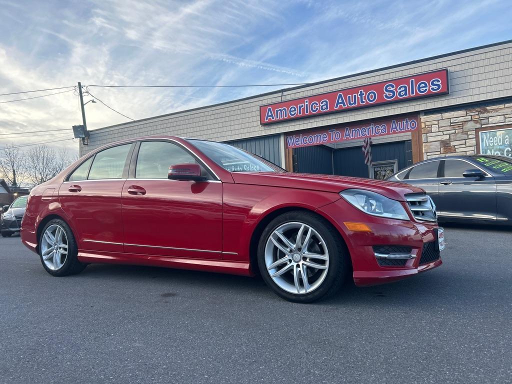 2013 RED MERCEDES-BENZ C-CLASS C250 (WDDGF4HB9DR) with an 1.8L engine, Automatic transmission, located at 2514 Williamson Rd NE, Roanoke, VA, 24012, (540) 265-7770, 37.294636, -79.936249 - NO CREDIT CHECK FINANCING WITH ONLY $3500 DOWN PAYMENT!!!! Check out our website www.needausedvehicle.com for our No Credit Check/ In House Financing options!! No Credit Check Available!!! In House Financing Available!!! All Clean Title Vehicles (no Salvaged or flooded vehicles ever on our lot)! - Photo#0
