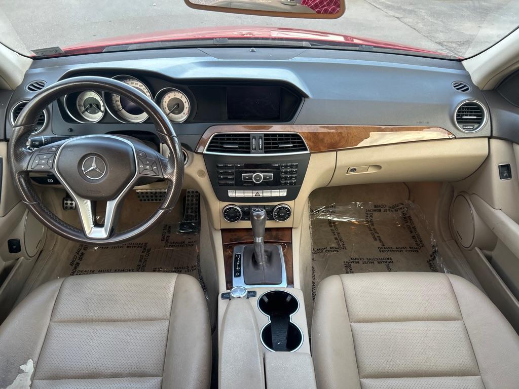 2013 RED MERCEDES-BENZ C-CLASS C250 (WDDGF4HB9DR) with an 1.8L engine, Automatic transmission, located at 2514 Williamson Rd NE, Roanoke, VA, 24012, (540) 265-7770, 37.294636, -79.936249 - NO CREDIT CHECK FINANCING WITH ONLY $3500 DOWN PAYMENT!!!! Check out our website www.needausedvehicle.com for our No Credit Check/ In House Financing options!! No Credit Check Available!!! In House Financing Available!!! All Clean Title Vehicles (no Salvaged or flooded vehicles ever on our lot)! - Photo#3