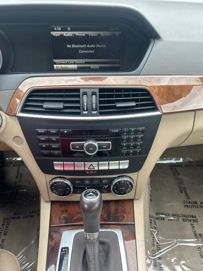 2013 RED MERCEDES-BENZ C-CLASS C250 (WDDGF4HB9DR) with an 1.8L engine, Automatic transmission, located at 2514 Williamson Rd NE, Roanoke, VA, 24012, (540) 265-7770, 37.294636, -79.936249 - NO CREDIT CHECK FINANCING WITH ONLY $3600 DOWN PAYMENT!!!! Check out our website www.needausedvehicle.com for our No Credit Check/ In House Financing options!! No Credit Check Available!!! In House Financing Available!!! All Clean Title Vehicles (no Salvaged or flooded vehicles ever on our lot)! - Photo#5