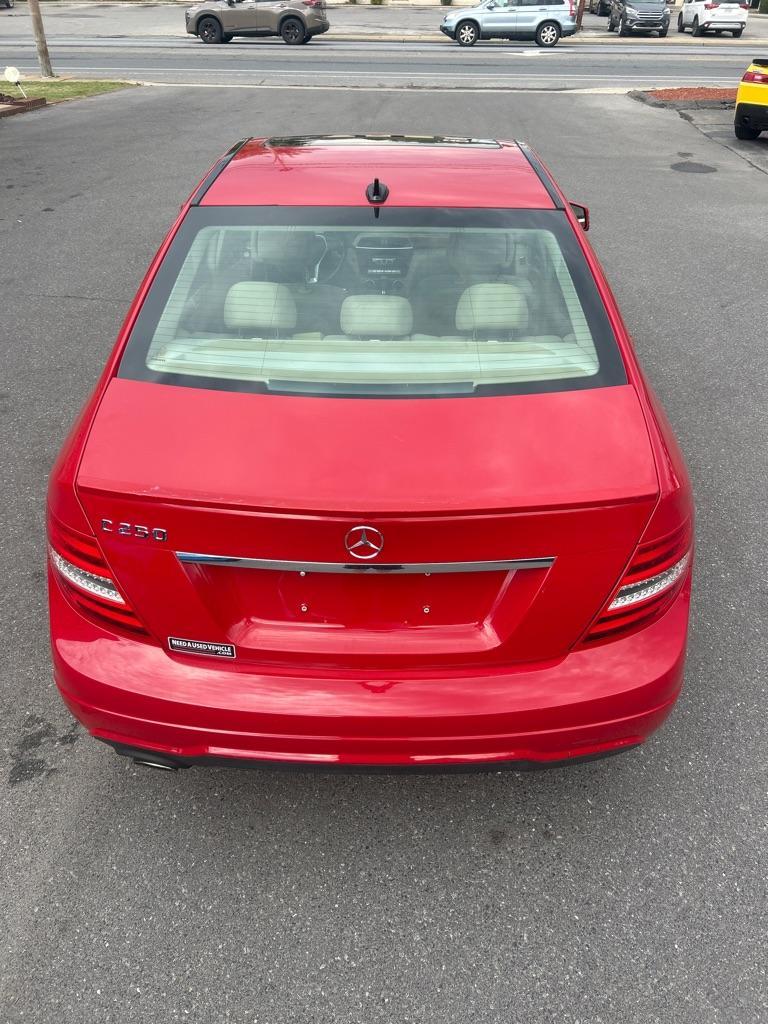 2013 RED MERCEDES-BENZ C-CLASS C250 (WDDGF4HB9DR) with an 1.8L engine, Automatic transmission, located at 2514 Williamson Rd NE, Roanoke, VA, 24012, (540) 265-7770, 37.294636, -79.936249 - NO CREDIT CHECK FINANCING WITH ONLY $3600 DOWN PAYMENT!!!! Check out our website www.needausedvehicle.com for our No Credit Check/ In House Financing options!! No Credit Check Available!!! In House Financing Available!!! All Clean Title Vehicles (no Salvaged or flooded vehicles ever on our lot)! - Photo#11