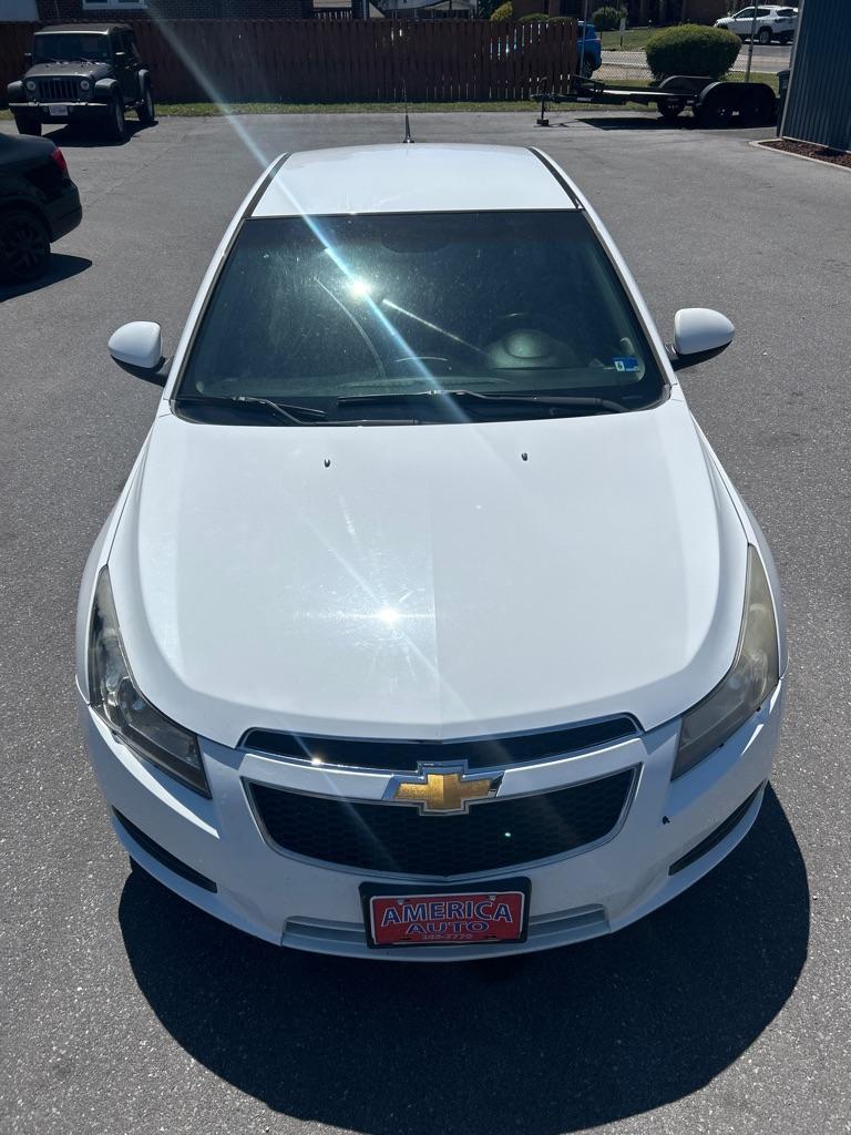 2012 WHITE CHEVROLET CRUZE LT (1G1PF5SCXC7) with an 1.4L engine, Automatic transmission, located at 2514 Williamson Rd NE, Roanoke, VA, 24012, (540) 265-7770, 37.294636, -79.936249 - NO CREDIT CHECK FINANCING WITH ONLY $1800 DOWN PAYMENT!!!! Check out our website www.needausedvehicle.com for our No Credit Check/ In House Financing options!! No Credit Check Available!!! In House Financing Available!!! All Clean Title Vehicles (no Salvaged or flooded vehicles ever on our lot)! - Photo#9