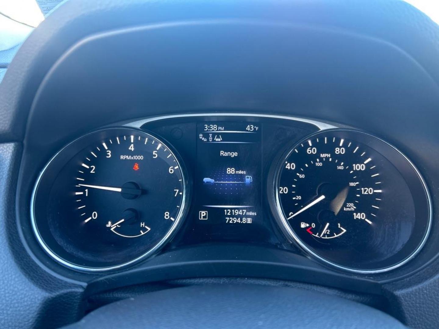 2015 GRAY NISSAN ROGUE S (5N1AT2MVXFC) with an 2.5L engine, Continuously Variable transmission, located at 2514 Williamson Rd NE, Roanoke, VA, 24012, (540) 265-7770, 37.294636, -79.936249 - NO CREDIT CHECK FINANCING WITH ONLY $3700 DOWN PAYMENT!!!! Check out our website www.needausedvehicle.com for our No Credit Check/ In House Financing options!! No Credit Check Available!!! In House Financing Available!!! All Clean Title Vehicles (no Salvaged or flooded vehicles ever on our lot)! - Photo#12