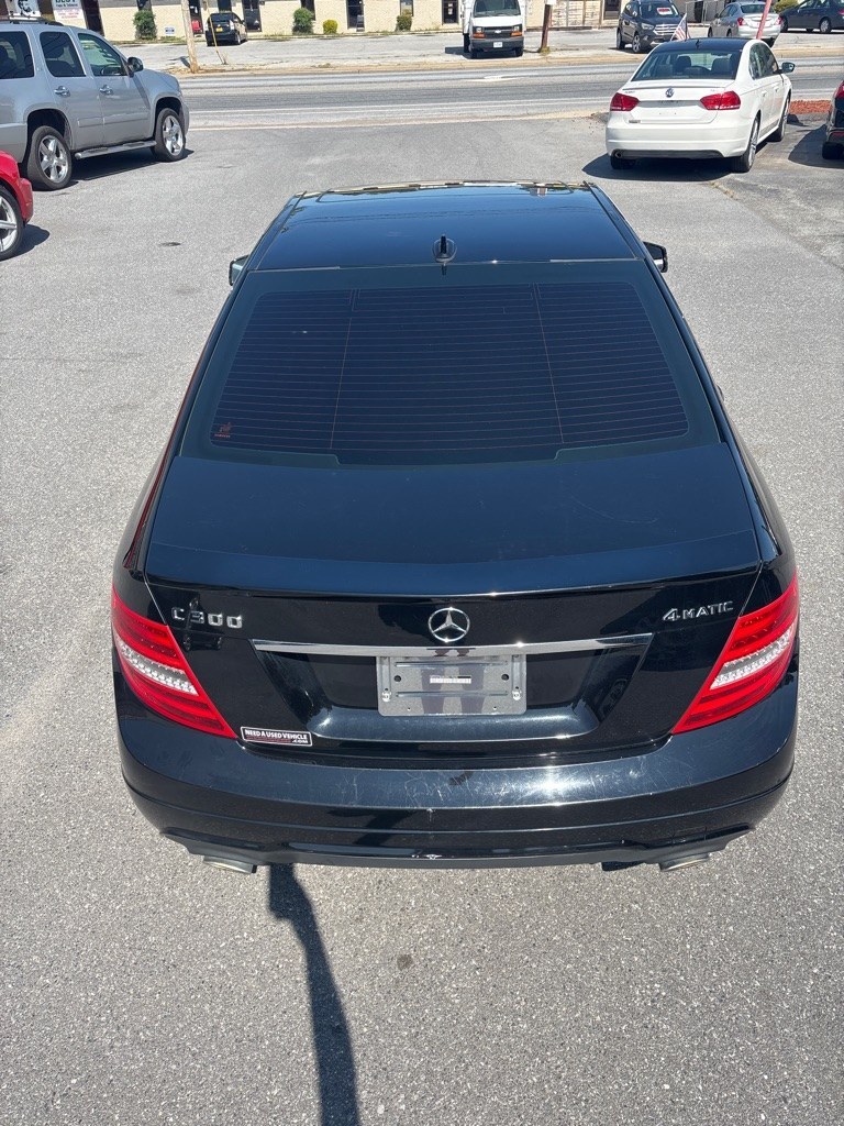 2014 BLACK MERCEDES-BENZ C-CLASS C300 4MATIC (WDDGF8ABXER) with an 3.5L engine, Automatic transmission, located at 2514 Williamson Rd NE, Roanoke, VA, 24012, (540) 265-7770, 37.294636, -79.936249 - NO CREDIT CHECK FINANCING WITH ONLY $3200 DOWN PAYMENT!!!! Check out our website www.needausedvehicle.com for our No Credit Check/ In House Financing options!! No Credit Check Available!!! In House Financing Available!!! All Clean Title Vehicles (no Salvaged or flooded vehicles ever on our lot)!- Photo#3