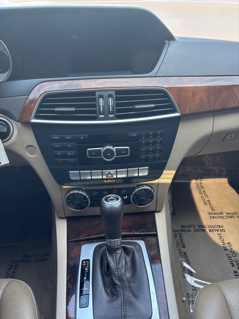2014 BLACK MERCEDES-BENZ C-CLASS C300 4MATIC (WDDGF8ABXER) with an 3.5L engine, Automatic transmission, located at 2514 Williamson Rd NE, Roanoke, VA, 24012, (540) 265-7770, 37.294636, -79.936249 - NO CREDIT CHECK FINANCING WITH ONLY $3200 DOWN PAYMENT!!!! Check out our website www.needausedvehicle.com for our No Credit Check/ In House Financing options!! No Credit Check Available!!! In House Financing Available!!! All Clean Title Vehicles (no Salvaged or flooded vehicles ever on our lot)!- Photo#7
