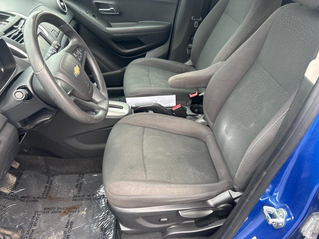 2016 BLUE CHEVROLET TRAX LS (KL7CJNSB9GB) with an 1.4L engine, Automatic transmission, located at 2514 Williamson Rd NE, Roanoke, VA, 24012, (540) 265-7770, 37.294636, -79.936249 - NO CREDIT CHECK FINANCING WITH ONLY $3000 DOWN PAYMENT!!!! Check out our website www.needausedvehicle.com for our No Credit Check/ In House Financing options!! No Credit Check Available!!! In House Financing Available!!! All Clean Title Vehicles (no Salvaged or flooded vehicles ever on our lot)! - Photo#8