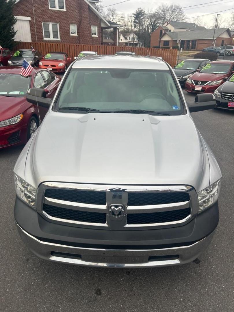 2018 SILVER RAM 1500 ST (1C6RR7FT1JS) with an 5.7L engine, Automatic transmission, located at 2514 Williamson Rd NE, Roanoke, VA, 24012, (540) 265-7770, 37.294636, -79.936249 - Photo#1