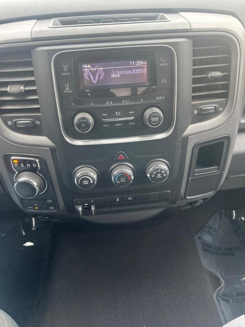 2018 SILVER RAM 1500 ST (1C6RR7FT1JS) with an 5.7L engine, Automatic transmission, located at 2514 Williamson Rd NE, Roanoke, VA, 24012, (540) 265-7770, 37.294636, -79.936249 - Photo#5