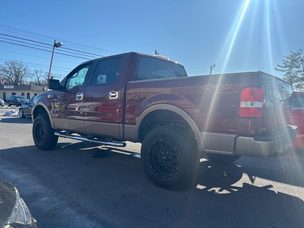 2006 MAROON FORD F150 SUPERCREW King Ranch (1FTPW14V26K) with an 5.4L engine, Automatic transmission, located at 2514 Williamson Rd NE, Roanoke, VA, 24012, (540) 265-7770, 37.294636, -79.936249 - NO CREDIT CHECK FINANCING WITH ONLY $3700 DOWN PAYMENT!!!! Check out our website www.needausedvehicle.com for our No Credit Check/ In House Financing options!! No Credit Check Available!!! In House Financing Available!!! All Clean Title Vehicles (no Salvaged or flooded vehicles ever on our lot)! - Photo#2