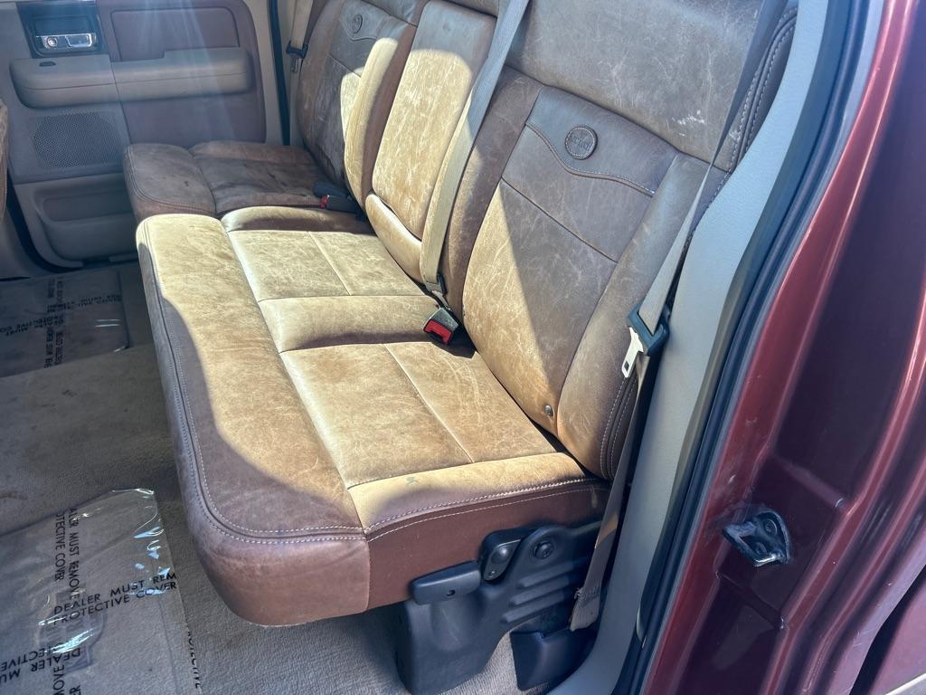 2006 MAROON FORD F150 SUPERCREW King Ranch (1FTPW14V26K) with an 5.4L engine, Automatic transmission, located at 2514 Williamson Rd NE, Roanoke, VA, 24012, (540) 265-7770, 37.294636, -79.936249 - NO CREDIT CHECK FINANCING WITH ONLY $3700 DOWN PAYMENT!!!! Check out our website www.needausedvehicle.com for our No Credit Check/ In House Financing options!! No Credit Check Available!!! In House Financing Available!!! All Clean Title Vehicles (no Salvaged or flooded vehicles ever on our lot)! - Photo#5