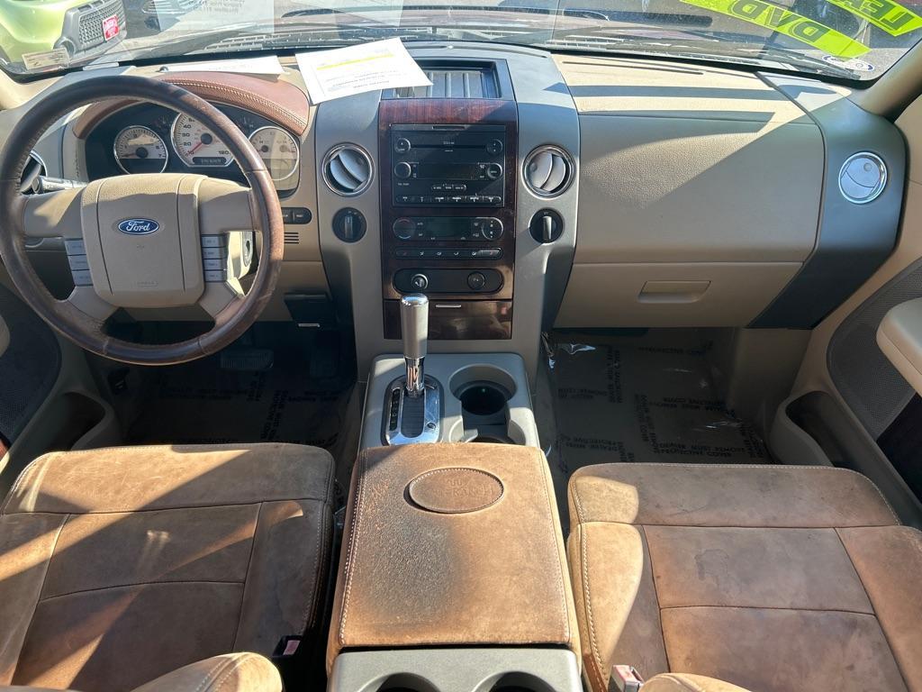 2006 MAROON FORD F150 SUPERCREW King Ranch (1FTPW14V26K) with an 5.4L engine, Automatic transmission, located at 2514 Williamson Rd NE, Roanoke, VA, 24012, (540) 265-7770, 37.294636, -79.936249 - NO CREDIT CHECK FINANCING WITH ONLY $3700 DOWN PAYMENT!!!! Check out our website www.needausedvehicle.com for our No Credit Check/ In House Financing options!! No Credit Check Available!!! In House Financing Available!!! All Clean Title Vehicles (no Salvaged or flooded vehicles ever on our lot)! - Photo#7