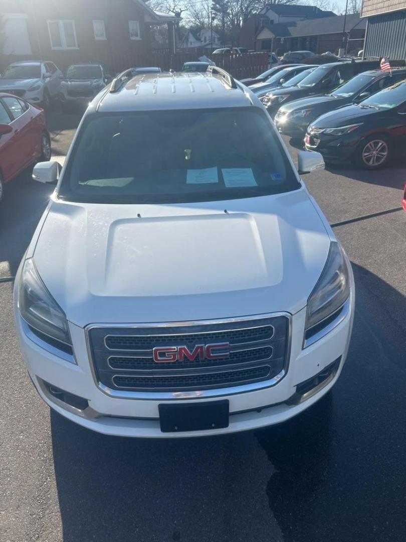 2014 WHITE GMC ACADIA SLT-1 (1GKKRRKD8EJ) with an 3.6L engine, Automatic transmission, located at 2514 Williamson Rd NE, Roanoke, VA, 24012, (540) 265-7770, 37.294636, -79.936249 - NO CREDIT CHECK FINANCING WITH ONLY $2000 DOWN PAYMENT!!!! Check out our website www.needausedvehicle.com for our No Credit Check/ In House Financing options!! No Credit Check Available!!! In House Financing Available!!! All Clean Title Vehicles (no Salvaged or flooded vehicles ever on our lot)! - Photo#1