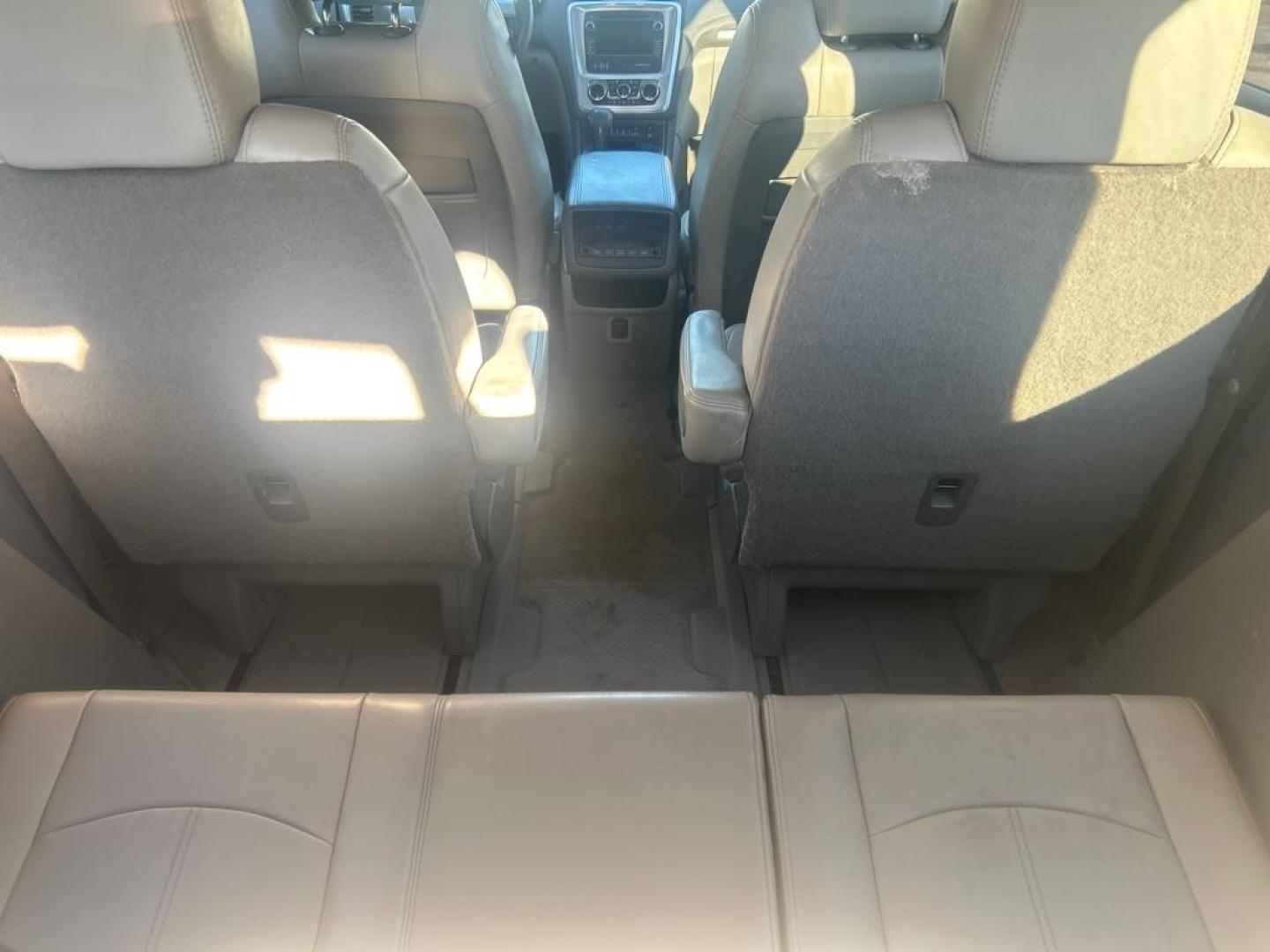 2014 WHITE GMC ACADIA SLT-1 (1GKKRRKD8EJ) with an 3.6L engine, Automatic transmission, located at 2514 Williamson Rd NE, Roanoke, VA, 24012, (540) 265-7770, 37.294636, -79.936249 - NO CREDIT CHECK FINANCING WITH ONLY $2000 DOWN PAYMENT!!!! Check out our website www.needausedvehicle.com for our No Credit Check/ In House Financing options!! No Credit Check Available!!! In House Financing Available!!! All Clean Title Vehicles (no Salvaged or flooded vehicles ever on our lot)! - Photo#5