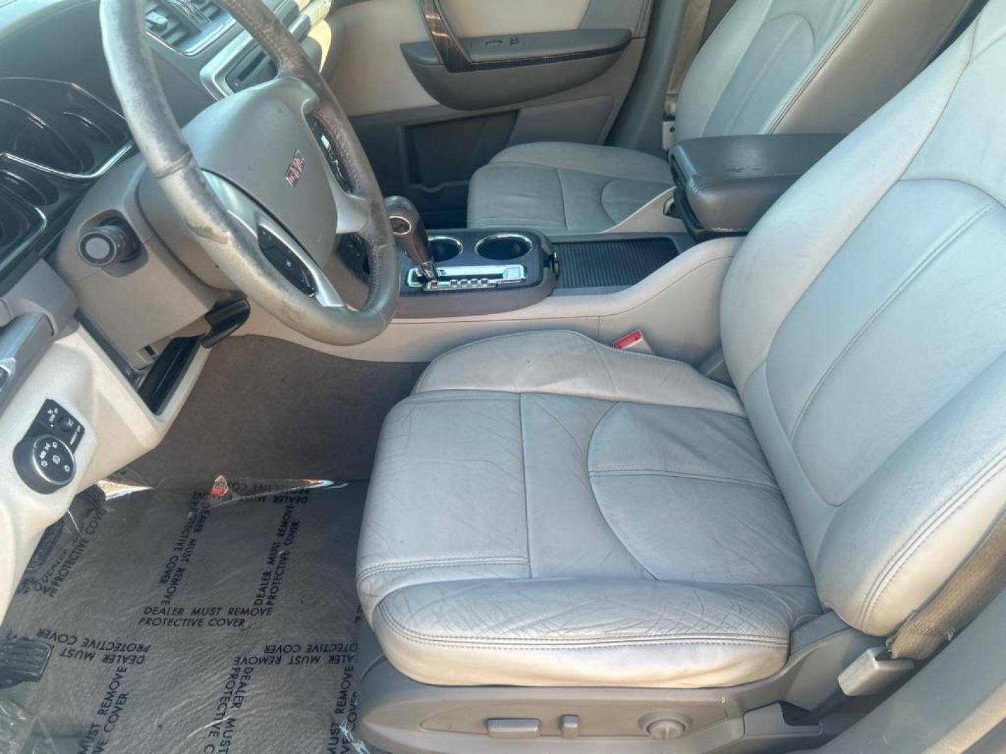 2014 WHITE GMC ACADIA SLT-1 (1GKKRRKD8EJ) with an 3.6L engine, Automatic transmission, located at 2514 Williamson Rd NE, Roanoke, VA, 24012, (540) 265-7770, 37.294636, -79.936249 - NO CREDIT CHECK FINANCING WITH ONLY $2000 DOWN PAYMENT!!!! Check out our website www.needausedvehicle.com for our No Credit Check/ In House Financing options!! No Credit Check Available!!! In House Financing Available!!! All Clean Title Vehicles (no Salvaged or flooded vehicles ever on our lot)! - Photo#8