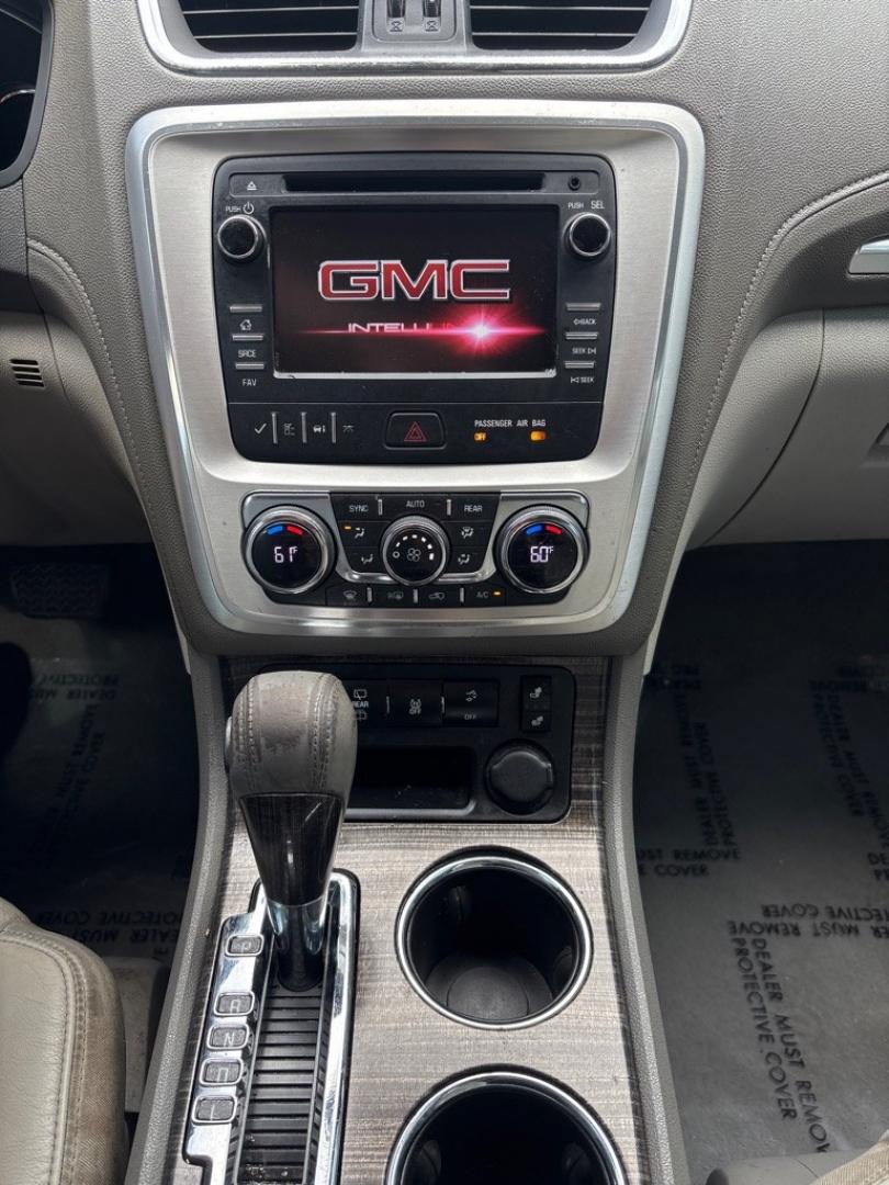 2014 WHITE GMC ACADIA SLT-1 (1GKKRRKD8EJ) with an 3.6L engine, Automatic transmission, located at 2514 Williamson Rd NE, Roanoke, VA, 24012, (540) 265-7770, 37.294636, -79.936249- Photo#7