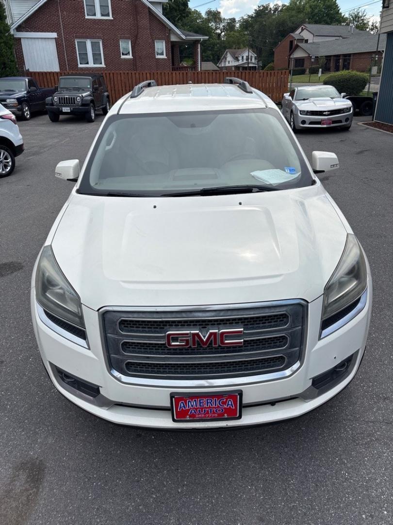 2014 WHITE GMC ACADIA SLT-1 (1GKKRRKD8EJ) with an 3.6L engine, Automatic transmission, located at 2514 Williamson Rd NE, Roanoke, VA, 24012, (540) 265-7770, 37.294636, -79.936249- Photo#10