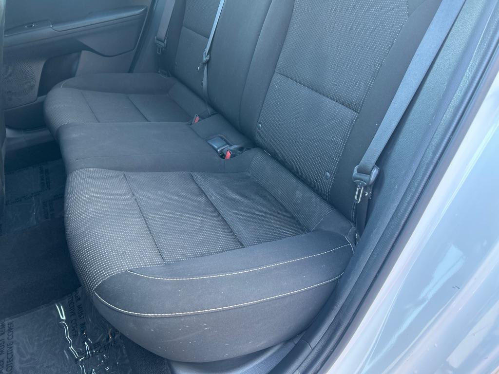 2021 WHITE KIA FORTE LXS (3KPF24AD9ME) with an 2.0L engine, Continuously Variable transmission, located at 2514 Williamson Rd NE, Roanoke, VA, 24012, (540) 265-7770, 37.294636, -79.936249 - Photo#4