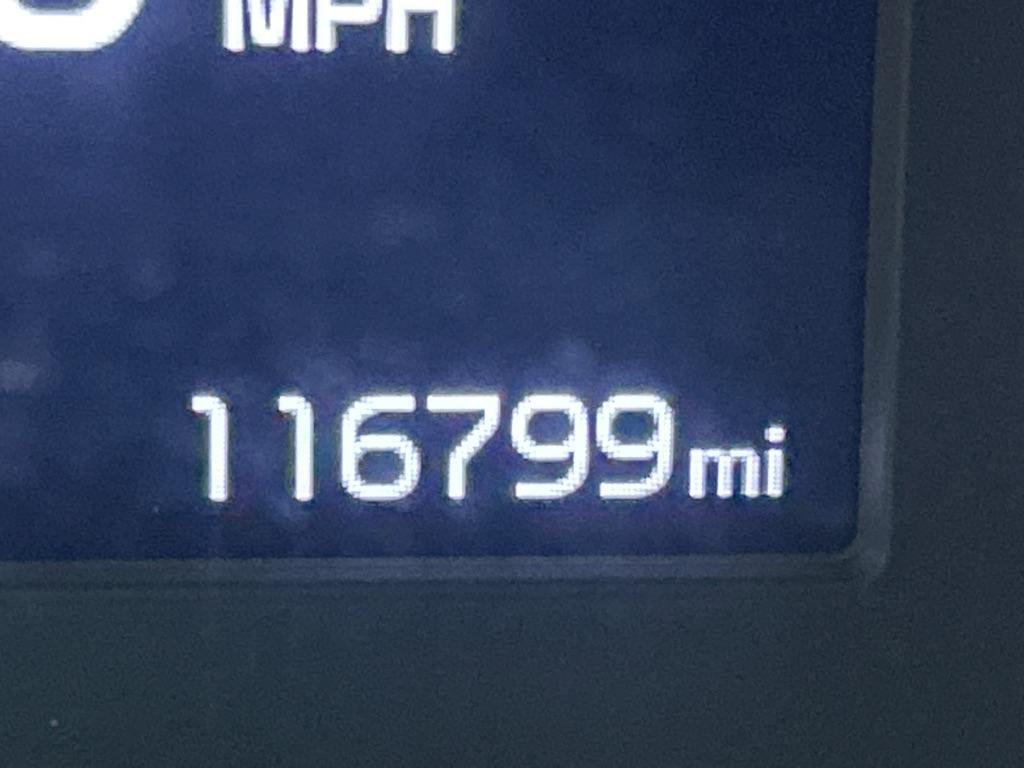 2021 WHITE KIA FORTE LXS (3KPF24AD9ME) with an 2.0L engine, Continuously Variable transmission, located at 2514 Williamson Rd NE, Roanoke, VA, 24012, (540) 265-7770, 37.294636, -79.936249 - Photo#9