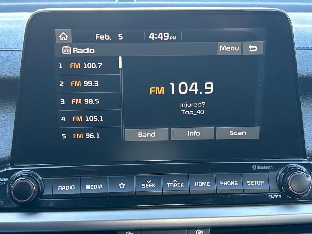 2021 WHITE KIA FORTE LXS (3KPF24AD9ME) with an 2.0L engine, Continuously Variable transmission, located at 2514 Williamson Rd NE, Roanoke, VA, 24012, (540) 265-7770, 37.294636, -79.936249 - Photo#10