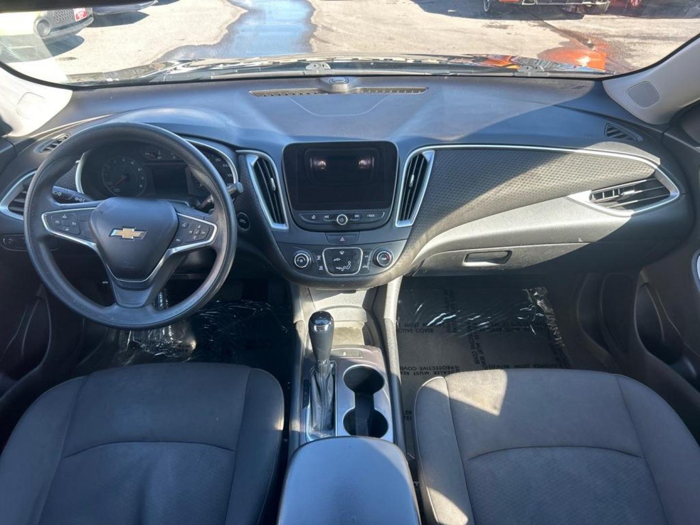 2019 BLACK CHEVROLET MALIBU LS (1G1ZB5ST3KF) with an 1.5L engine, Continuously Variable transmission, located at 2514 Williamson Rd NE, Roanoke, VA, 24012, (540) 265-7770, 37.294636, -79.936249 - NO CREDIT CHECK FINANCING WITH ONLY $2600 DOWN PAYMENT!!!! Check out our website www.needausedvehicle.com for our No Credit Check/ In House Financing options!! No Credit Check Available!!! In House Financing Available!!! All Clean Title Vehicles (no Salvaged or flooded vehicles ever on our lot)! - Photo#3