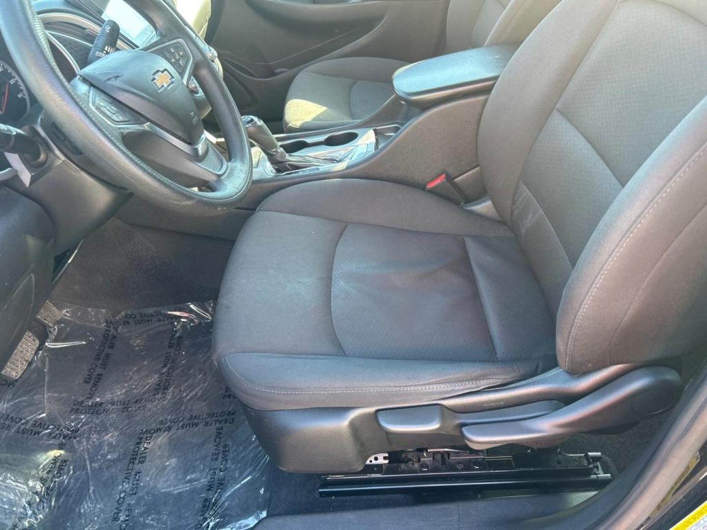 2019 BLACK CHEVROLET MALIBU LS (1G1ZB5ST3KF) with an 1.5L engine, Continuously Variable transmission, located at 2514 Williamson Rd NE, Roanoke, VA, 24012, (540) 265-7770, 37.294636, -79.936249 - NO CREDIT CHECK FINANCING WITH ONLY $2600 DOWN PAYMENT!!!! Check out our website www.needausedvehicle.com for our No Credit Check/ In House Financing options!! No Credit Check Available!!! In House Financing Available!!! All Clean Title Vehicles (no Salvaged or flooded vehicles ever on our lot)! - Photo#4