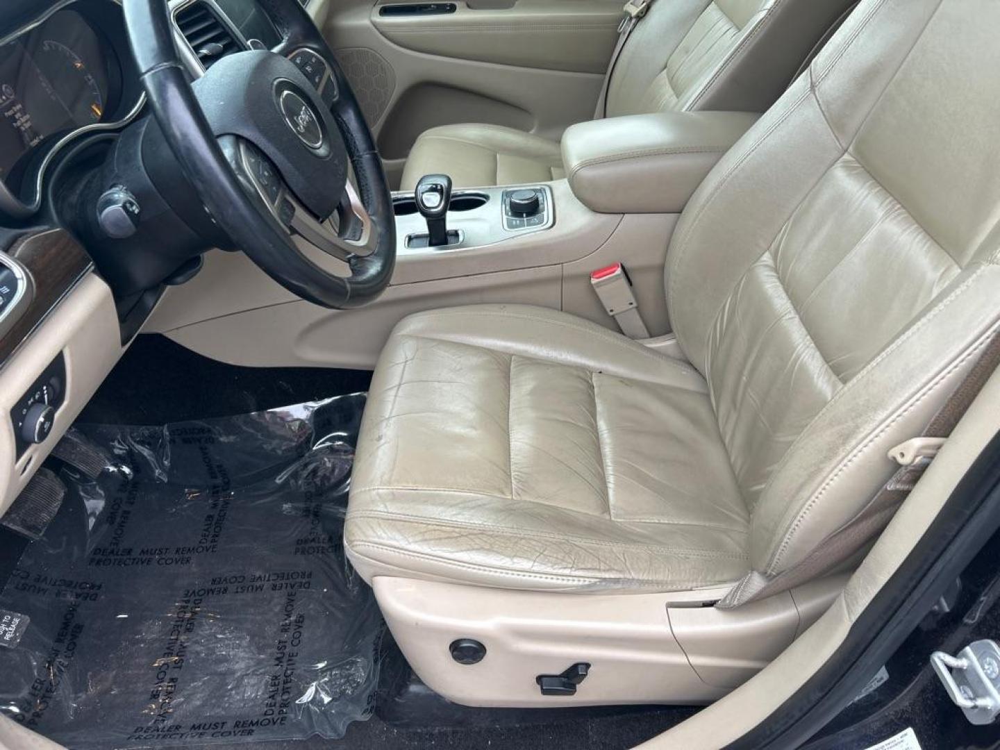 2015 BLUE JEEP GRAND CHEROKEE LIMITED (1C4RJFBG4FC) with an 3.6L engine, Automatic transmission, located at 2514 Williamson Rd NE, Roanoke, VA, 24012, (540) 265-7770, 37.294636, -79.936249 - NO CREDIT CHECK FINANCING WITH ONLY $3000 DOWN PAYMENT!!!! Check out our website www.needausedvehicle.com for our No Credit Check/ In House Financing options!! No Credit Check Available!!! In House Financing Available!!! All Clean Title Vehicles (no Salvaged or flooded vehicles ever on our lot)! - Photo#8