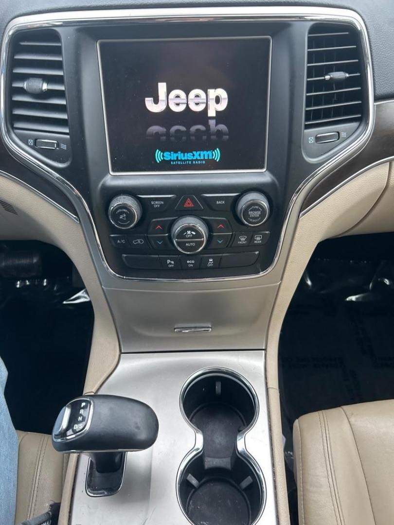 2015 BLUE JEEP GRAND CHEROKEE LIMITED (1C4RJFBG4FC) with an 3.6L engine, Automatic transmission, located at 2514 Williamson Rd NE, Roanoke, VA, 24012, (540) 265-7770, 37.294636, -79.936249 - NO CREDIT CHECK FINANCING WITH ONLY $3000 DOWN PAYMENT!!!! Check out our website www.needausedvehicle.com for our No Credit Check/ In House Financing options!! No Credit Check Available!!! In House Financing Available!!! All Clean Title Vehicles (no Salvaged or flooded vehicles ever on our lot)! - Photo#9