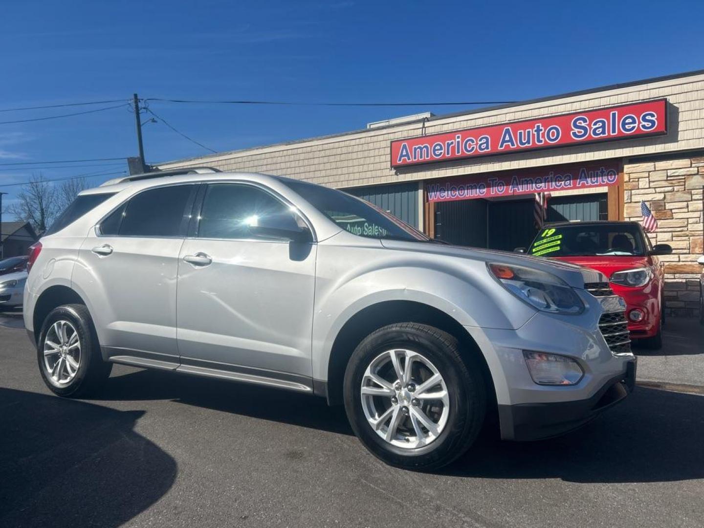 2017 SILVER CHEVROLET EQUINOX LT (2GNFLFEKXH6) with an 2.4L engine, Automatic transmission, located at 2514 Williamson Rd NE, Roanoke, VA, 24012, (540) 265-7770, 37.294636, -79.936249 - NO CREDIT CHECK FINANCING WITH ONLY $2700 DOWN PAYMENT!!!! Check out our website www.needausedvehicle.com for our No Credit Check/ In House Financing options!! No Credit Check Available!!! In House Financing Available!!! All Clean Title Vehicles (no Salvaged or flooded vehicles ever on our lot)! - Photo#0