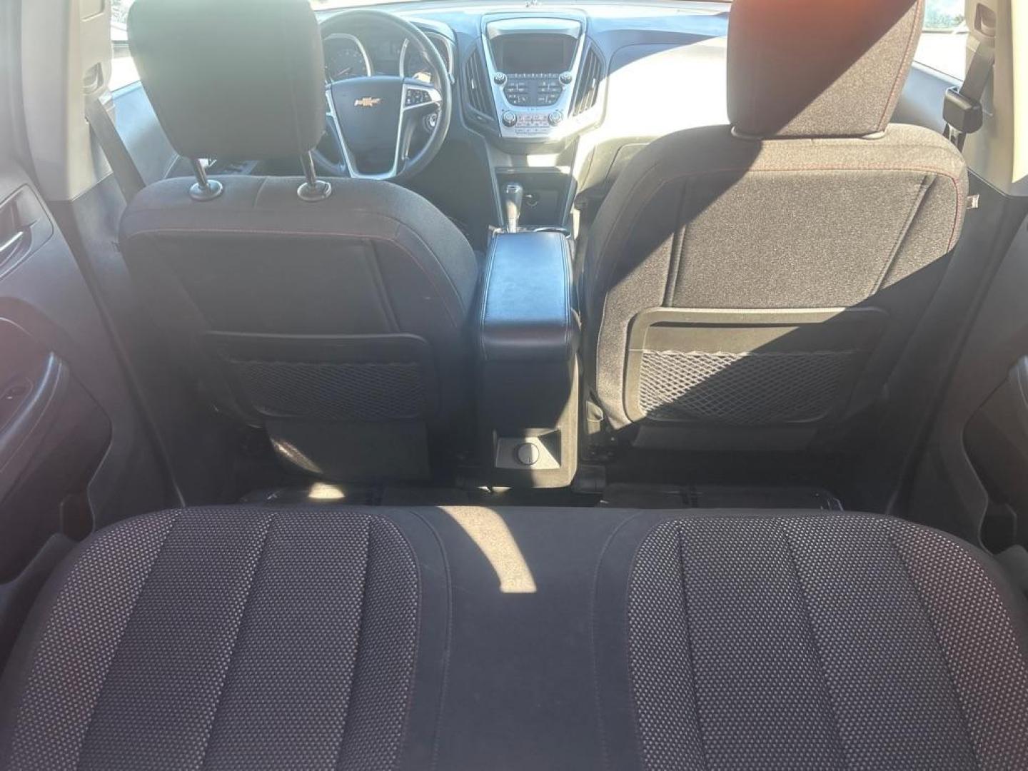 2017 SILVER CHEVROLET EQUINOX LT (2GNFLFEKXH6) with an 2.4L engine, Automatic transmission, located at 2514 Williamson Rd NE, Roanoke, VA, 24012, (540) 265-7770, 37.294636, -79.936249 - NO CREDIT CHECK FINANCING WITH ONLY $2700 DOWN PAYMENT!!!! Check out our website www.needausedvehicle.com for our No Credit Check/ In House Financing options!! No Credit Check Available!!! In House Financing Available!!! All Clean Title Vehicles (no Salvaged or flooded vehicles ever on our lot)! - Photo#3