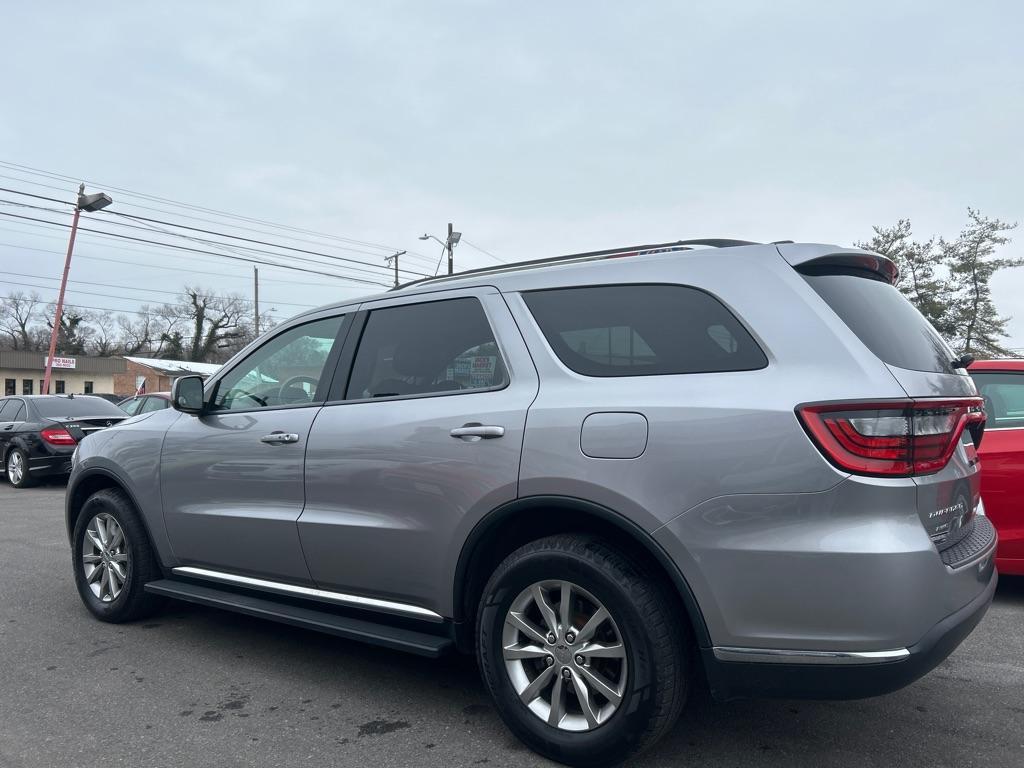 2017 SILVER DODGE DURANGO SXT (1C4RDJAG5HC) with an 3.6L engine, Automatic transmission, located at 2514 Williamson Rd NE, Roanoke, VA, 24012, (540) 265-7770, 37.294636, -79.936249 - NO CREDIT CHECK FINANCING WITH ONLY $4800 DOWN PAYMENT!!!! Check out our website www.needausedvehicle.com for our No Credit Check/ In House Financing options!! No Credit Check Available!!! In House Financing Available!!! All Clean Title Vehicles (no Salvaged or flooded vehicles ever on our lot)! - Photo#2