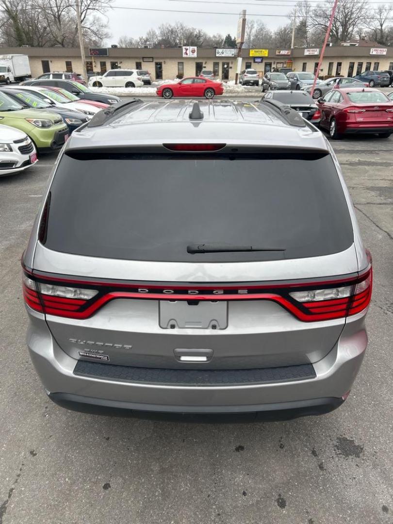 2017 SILVER DODGE DURANGO SXT (1C4RDJAG5HC) with an 3.6L engine, Automatic transmission, located at 2514 Williamson Rd NE, Roanoke, VA, 24012, (540) 265-7770, 37.294636, -79.936249 - Photo#3