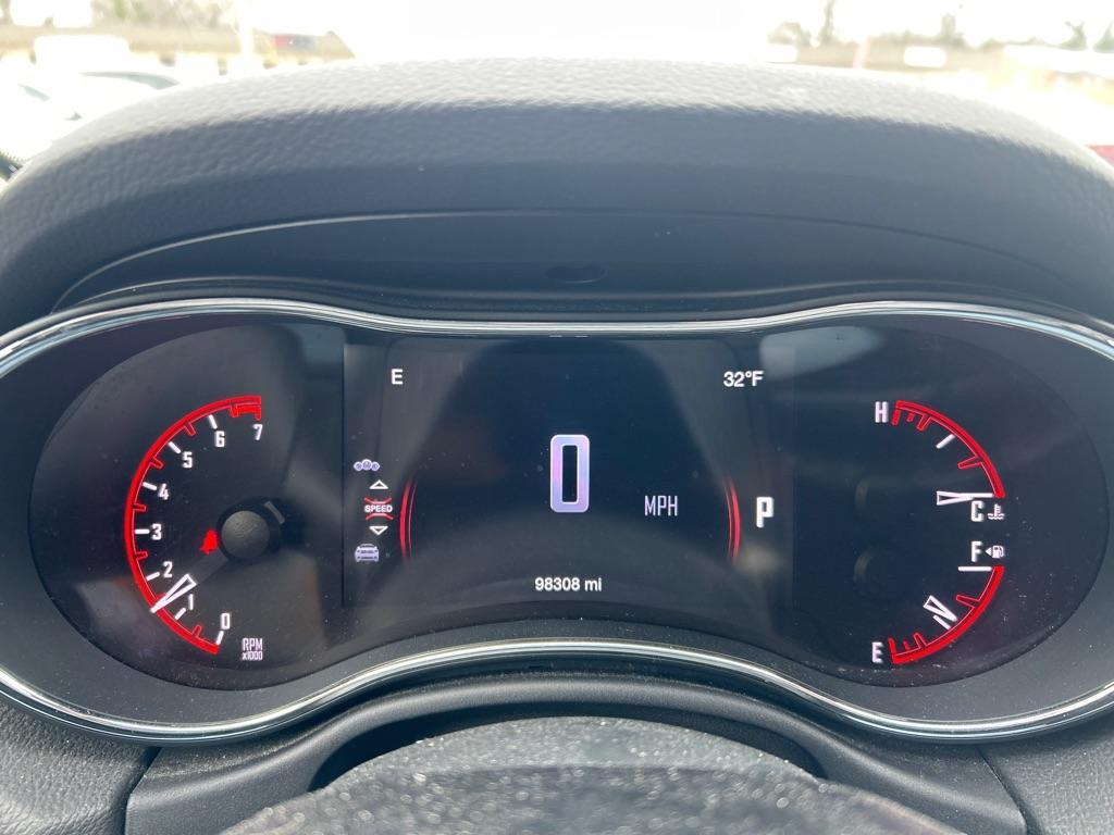 2017 SILVER DODGE DURANGO SXT (1C4RDJAG5HC) with an 3.6L engine, Automatic transmission, located at 2514 Williamson Rd NE, Roanoke, VA, 24012, (540) 265-7770, 37.294636, -79.936249 - NO CREDIT CHECK FINANCING WITH ONLY $4800 DOWN PAYMENT!!!! Check out our website www.needausedvehicle.com for our No Credit Check/ In House Financing options!! No Credit Check Available!!! In House Financing Available!!! All Clean Title Vehicles (no Salvaged or flooded vehicles ever on our lot)! - Photo#10