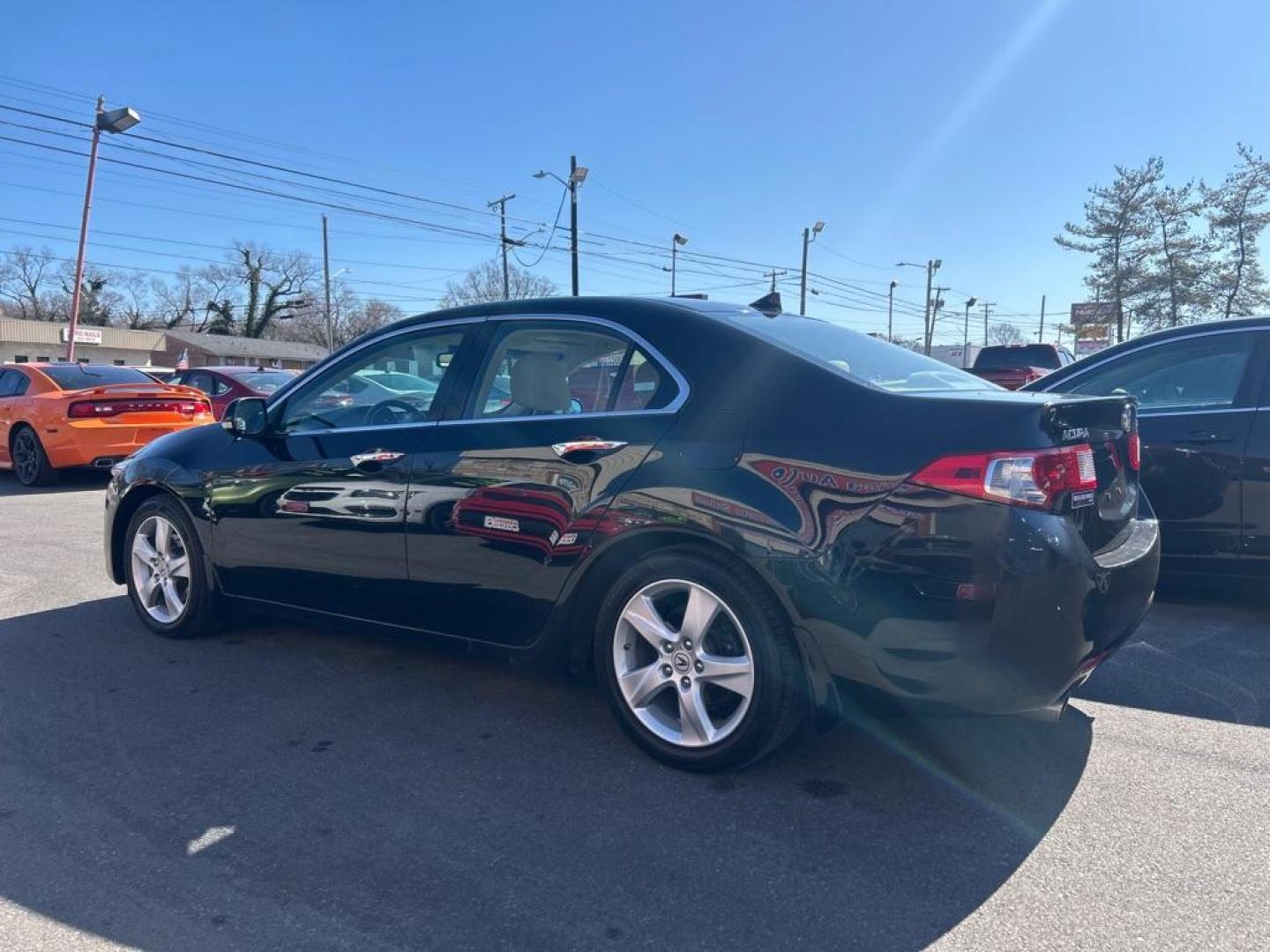2009 BLACK ACURA TSX (JH4CU26629C) with an 2.4L engine, Automatic transmission, located at 2514 Williamson Rd NE, Roanoke, VA, 24012, (540) 265-7770, 37.294636, -79.936249 - NO CREDIT CHECK FINANCING WITH ONLY $2200 DOWN PAYMENT!!!! Check out our website www.needausedvehicle.com for our No Credit Check/ In House Financing options!! No Credit Check Available!!! In House Financing Available!!! All Clean Title Vehicles (no Salvaged or flooded vehicles ever on our lot)! - Photo#1