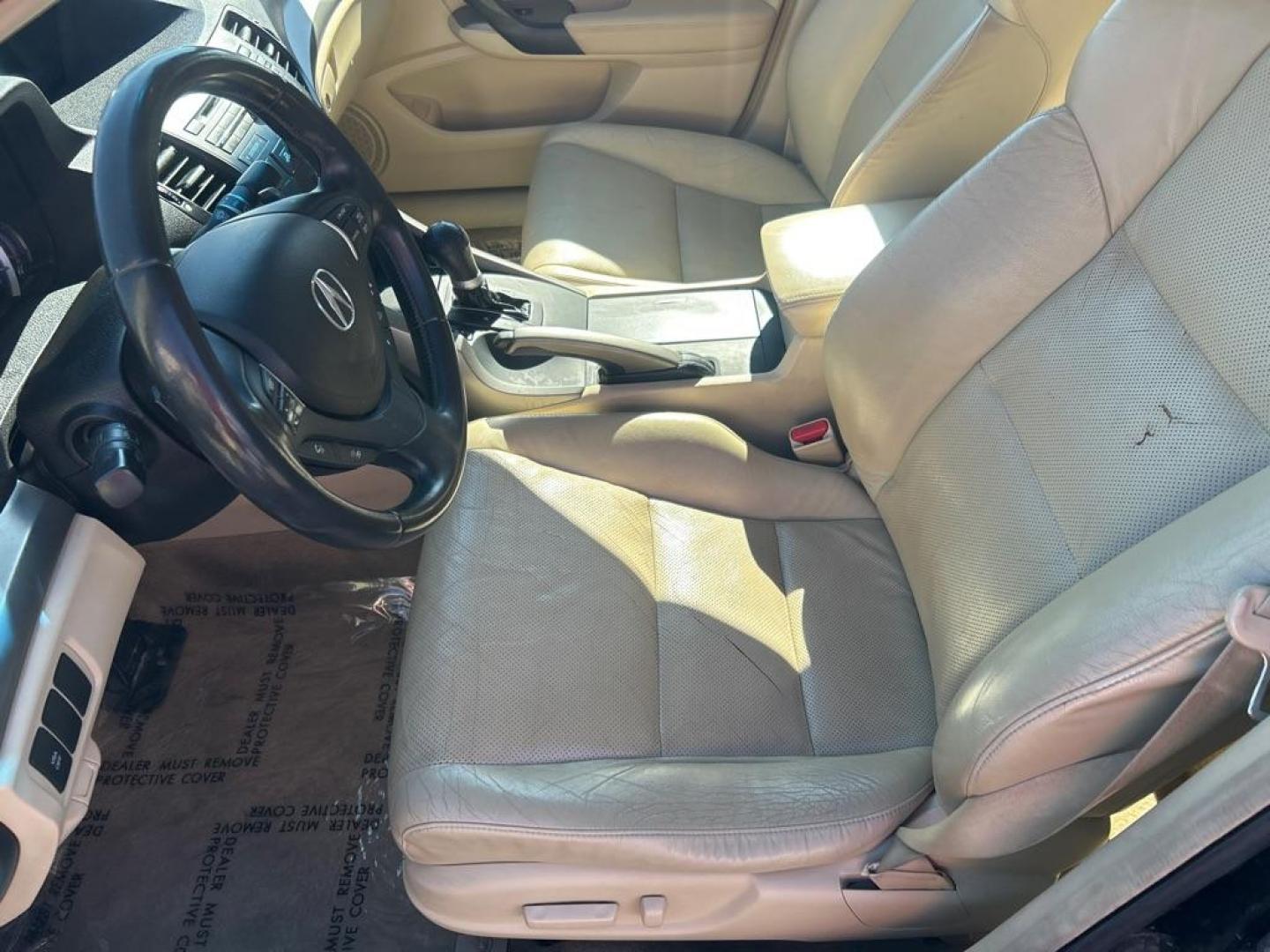 2009 BLACK ACURA TSX (JH4CU26629C) with an 2.4L engine, Automatic transmission, located at 2514 Williamson Rd NE, Roanoke, VA, 24012, (540) 265-7770, 37.294636, -79.936249 - NO CREDIT CHECK FINANCING WITH ONLY $2200 DOWN PAYMENT!!!! Check out our website www.needausedvehicle.com for our No Credit Check/ In House Financing options!! No Credit Check Available!!! In House Financing Available!!! All Clean Title Vehicles (no Salvaged or flooded vehicles ever on our lot)! - Photo#4