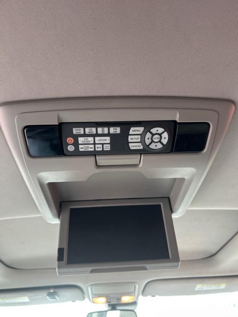 2014 BLUE HONDA ODYSSEY TOURING (5FNRL5H98EB) with an 3.5L engine, Automatic transmission, located at 2514 Williamson Rd NE, Roanoke, VA, 24012, (540) 265-7770, 37.294636, -79.936249 - NO CREDIT CHECK FINANCING WITH ONLY $3500 DOWN PAYMENT!!!! Check out our website www.needausedvehicle.com for our No Credit Check/ In House Financing options!! No Credit Check Available!!! In House Financing Available!!! All Clean Title Vehicles (no Salvaged or flooded vehicles ever on our lot)! - Photo#6