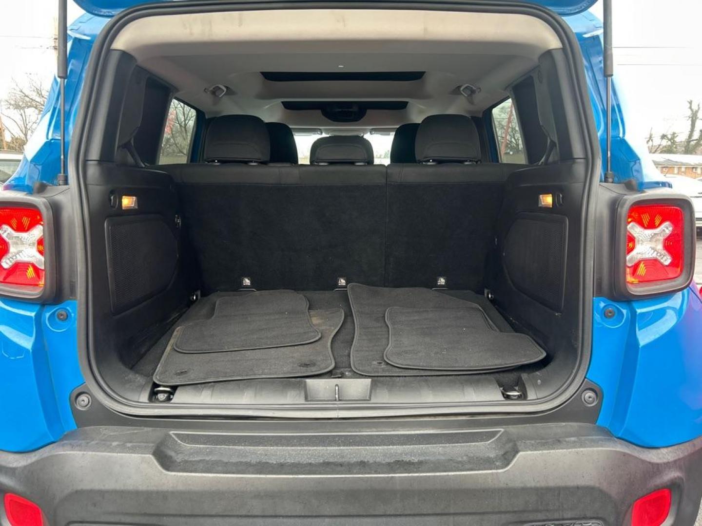 2015 BLUE JEEP RENEGADE LATITUDE (ZACCJABH0FP) with an 1.4L engine, 6-Speed Manual transmission, located at 2514 Williamson Rd NE, Roanoke, VA, 24012, (540) 265-7770, 37.294636, -79.936249 - Photo#2