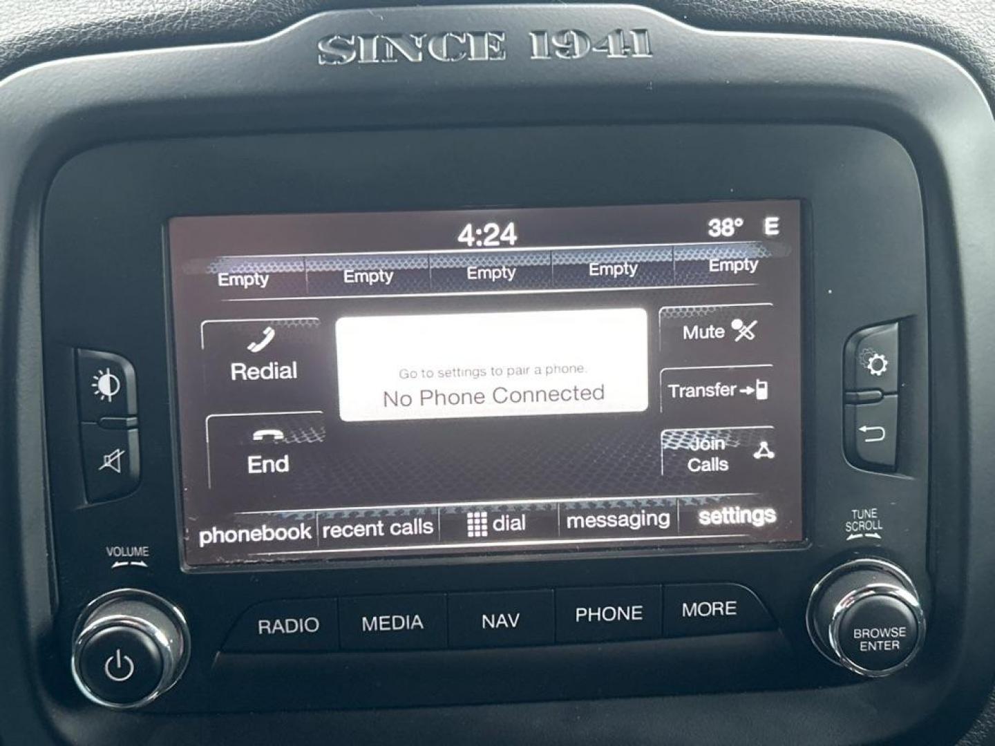 2015 BLUE JEEP RENEGADE LATITUDE (ZACCJABH0FP) with an 1.4L engine, 6-Speed Manual transmission, located at 2514 Williamson Rd NE, Roanoke, VA, 24012, (540) 265-7770, 37.294636, -79.936249 - Photo#13