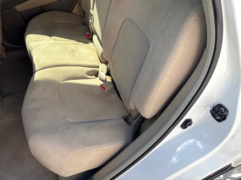2012 WHITE NISSAN MURANO S (JN8AZ1MW8CW) with an 3.5L engine, Continuously Variable transmission, located at 2514 Williamson Rd NE, Roanoke, VA, 24012, (540) 265-7770, 37.294636, -79.936249 - NO CREDIT CHECK FINANCING WITH ONLY $1900 DOWN PAYMENT!!!! Check out our website www.needausedvehicle.com for our No Credit Check/ In House Financing options!! No Credit Check Available!!! In House Financing Available!!! All Clean Title Vehicles (no Salvaged or flooded vehicles ever on our lot)!- Photo#4